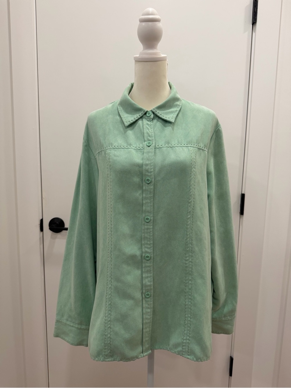 Relativity Mint Green Button-Down Shirt
